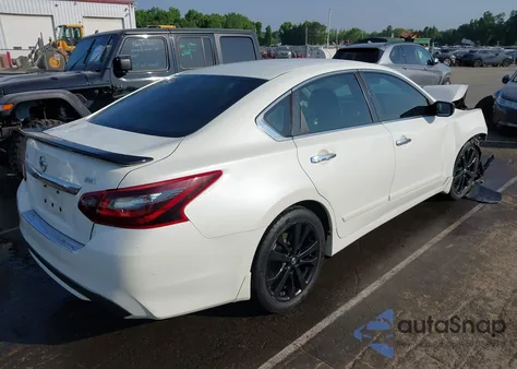 2017 Nissan Altima 2.5 Sr из США, поврежденный, VIN 1N4AL3AP3HC202002